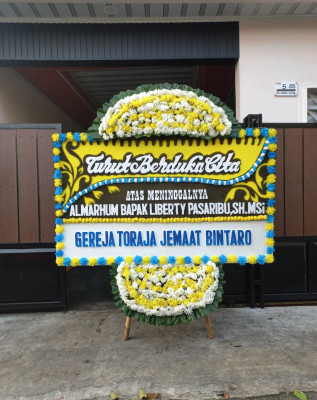Papan Bunga Duka di Palabusa