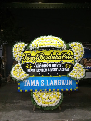 Papan Bunga Duka di Palabusa